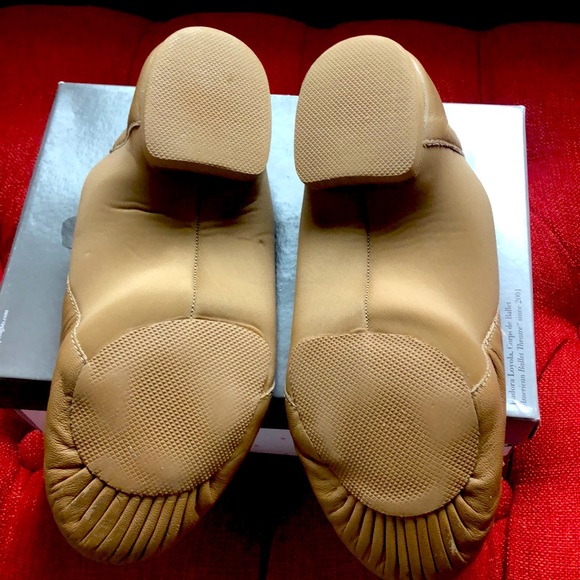 So Danca Leather Jazz Shoe - Picture 6 of 13